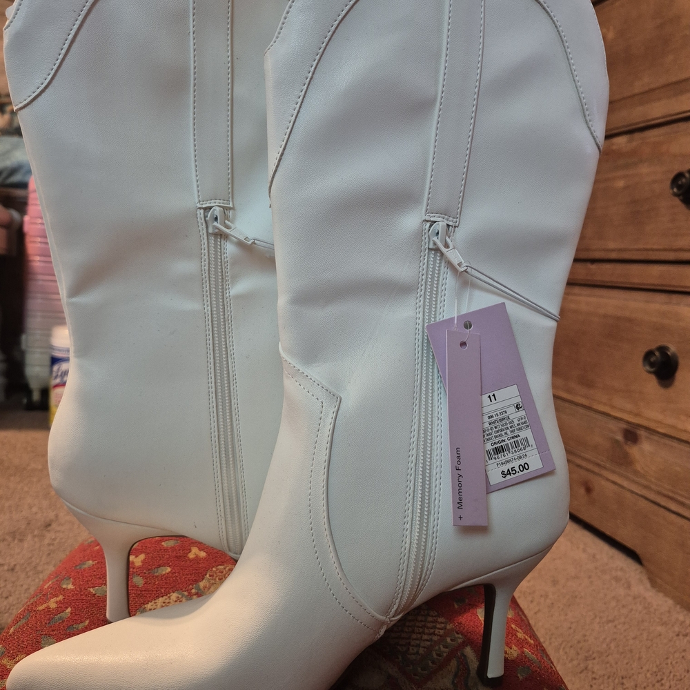 Wild Fable Ivory Heeled Boots